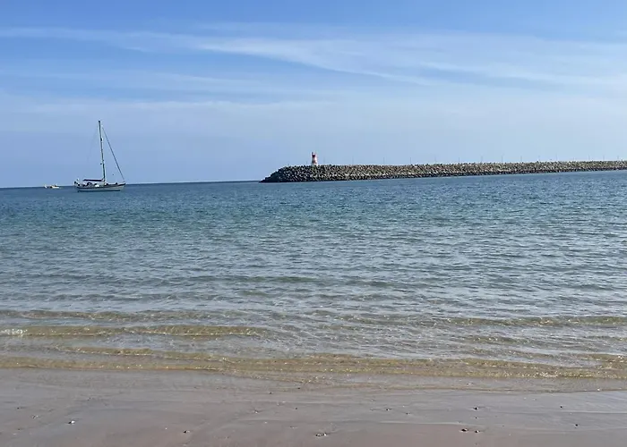 903 By The Sea Σεσίμπρα